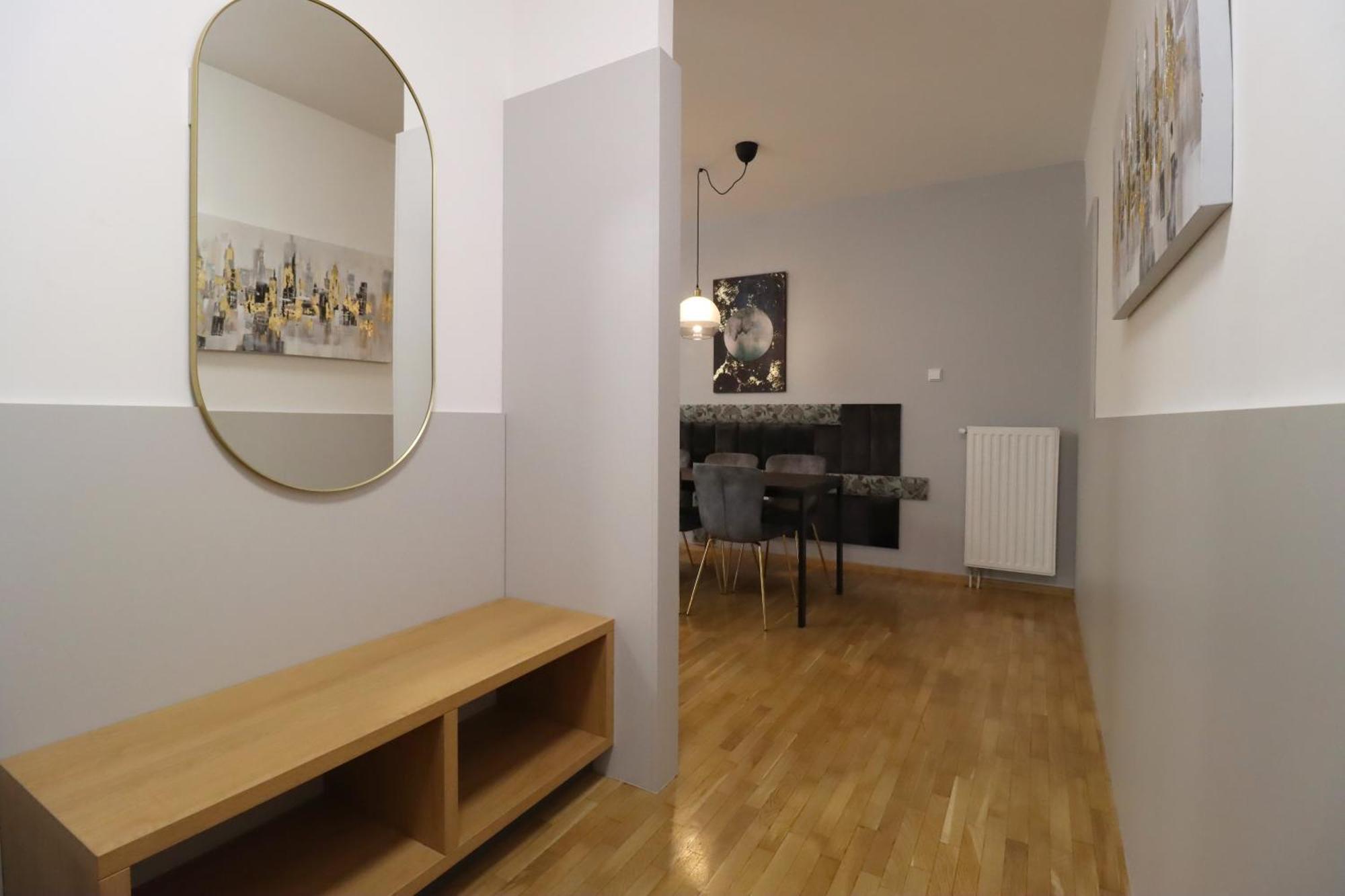 Kazinczy 2bdr With Ac, Smart Tv * Budapest