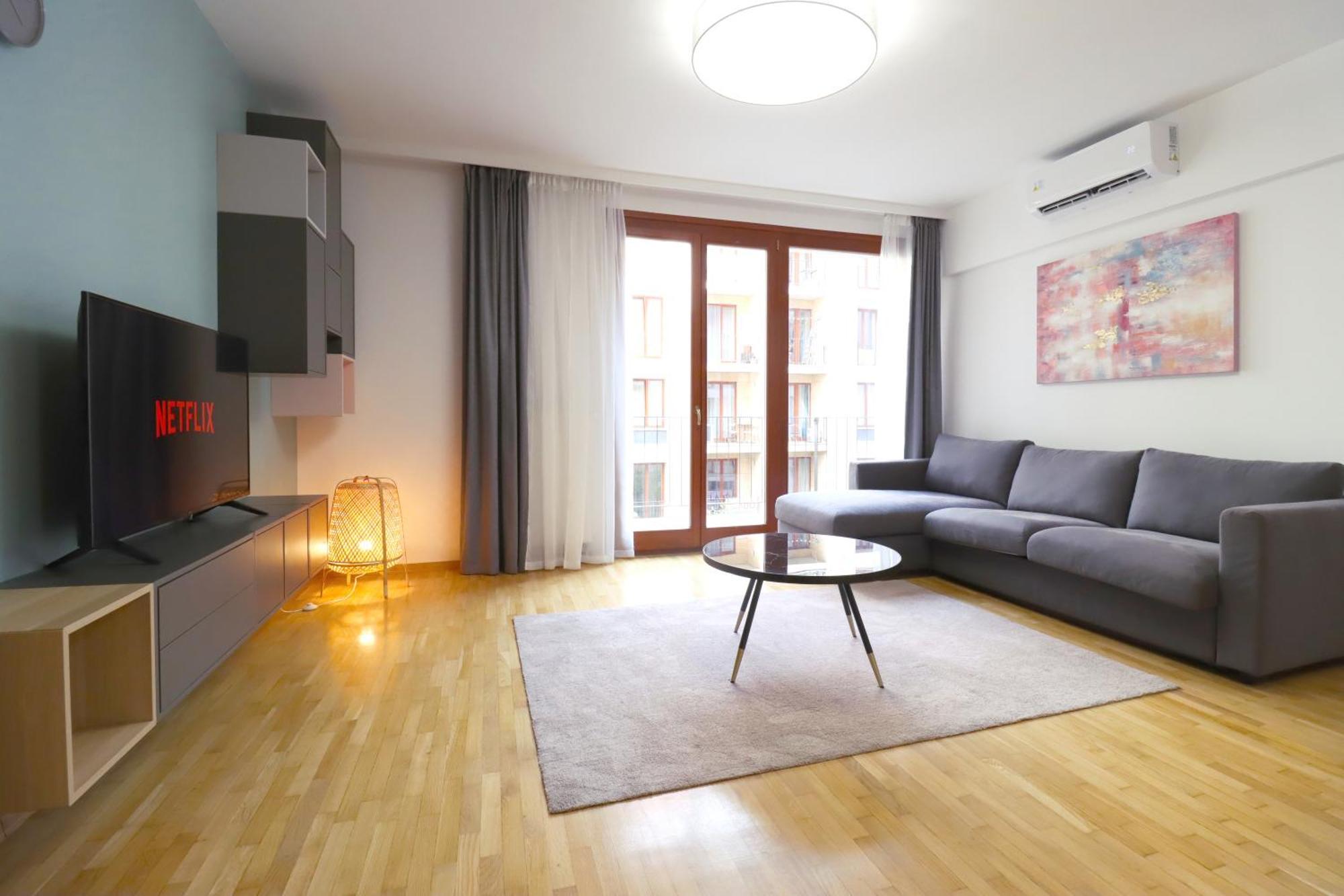 Kazinczy 2bdr With Ac, Smart Tv Apartment